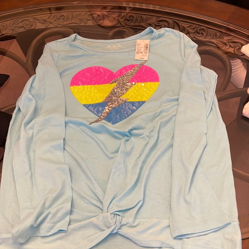 Girls shirt…never worn…with tags…